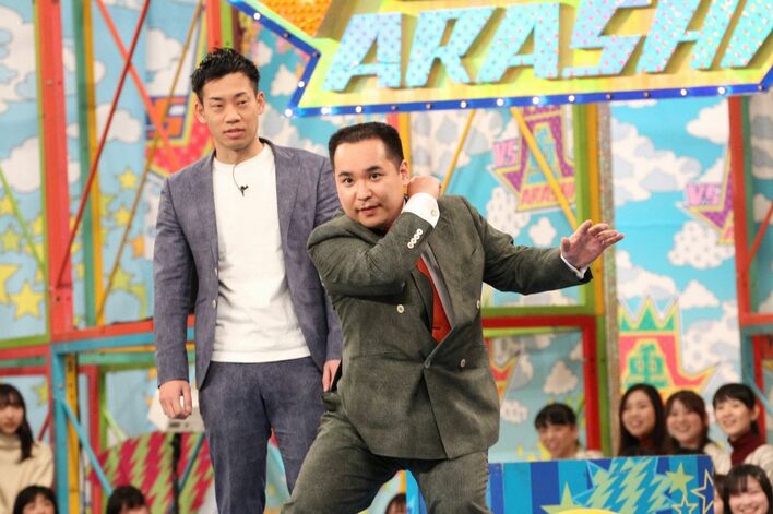 ミルクボーイが、あの漫才を『VS嵐』バージョンで披露し嵐も感激！