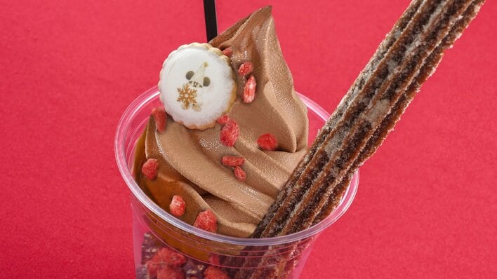 アイスの上に“リルリンリン”！ディズニーランドのクリスマスメニューを林佑香キャスターが実食！心温まるデザイングッズも