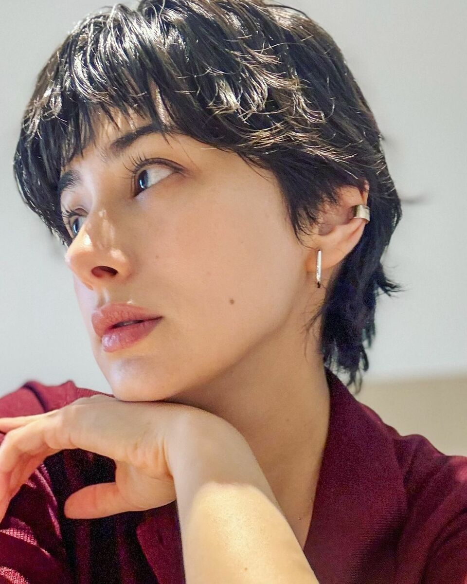 アイコラ　ホラン千秋 ホラン千秋 ショートヘアから“聖子ちゃんカット”に大胆イメチェン？！変貌振りに「超絶かわえぇ…」 | めざましmedia | “好き”でつながる