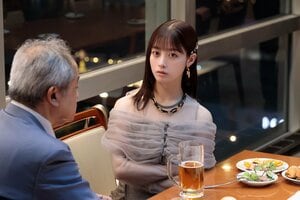 湖音波（橋本環奈）がヤンキーファッションを卒業し清楚系コーデ披露！ベテラン看護師・松本佳世（薄幸）がブチギレ『ヤンドク！』第5話