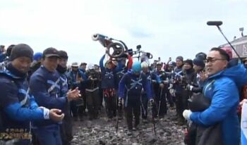 大反響！慶應大学ラグビー部 奇跡の富士登山 同行ディレクターが明かす撮影秘話