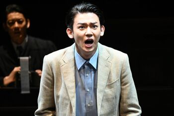 小瀧望が“無罪”を訴え熱演　舞台「検察側の証人」が開幕