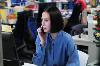 桔梗（中谷美紀）たちのニュースがスタート！その頃誠司（二宮和也）は銃を向けられ…＜『ONE DAY』第10話完全版＞