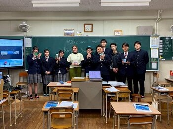 イギリス出身の環境活動家EVE氏が唐津南高校で講演