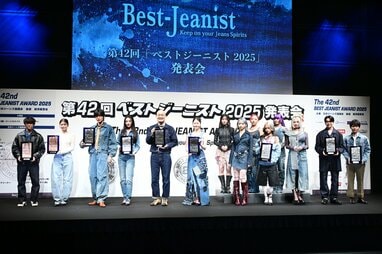 松本若菜 デニムビスチェ姿の肌見せコーデ披露！「この舞台にまさか