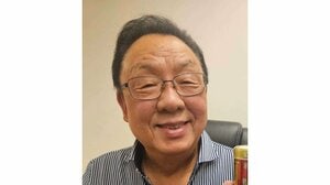 梅沢富美男(75)「この頃は髪の毛が…」40年前の宣材写真を公開し反響！ゴールドネックレス＆“おしゃれメガネ”身に着けた姿に「今と変わらずハンサム」