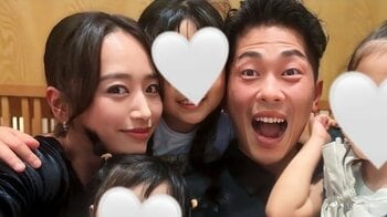 「マジで理想の夫婦」近藤千尋 “超密着”家族5人ショット公開！夫・太田博久への愛情あふれるメッセージにほっこり