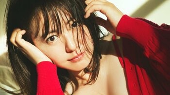 磯山さやか（42）デビュー25周年写真集が大好評でアザーカット版写真集を発売！白い素肌が美しく輝く新規カットも