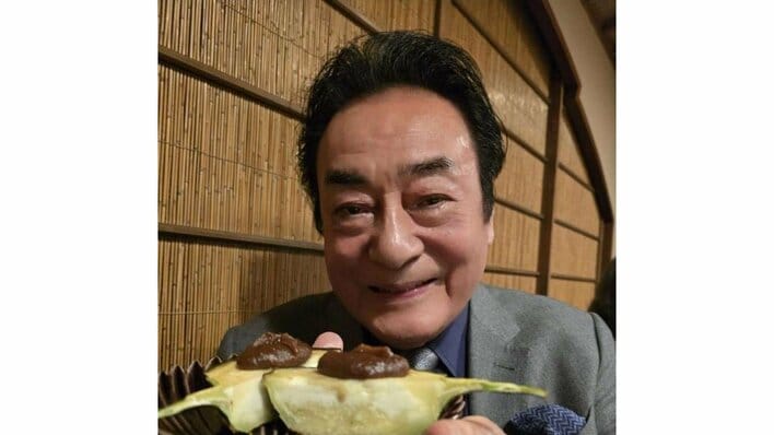 高橋英樹 銀座の会員制京料理店を夫婦で満喫！艶やかなお刺身や大ぶり味噌田楽などぜいたくメニューを堪能する様子に「一品一品が芸術品」「美味しそう」