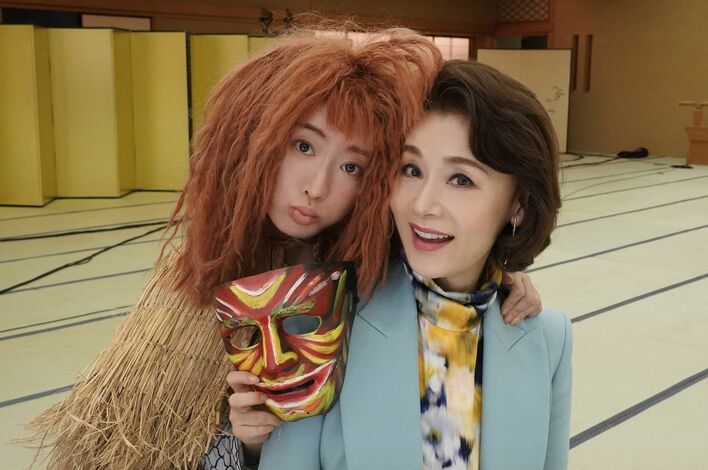 『最高のオバハン中島ハルコ』松本まりか、佐野史郎からクランクアップコメント
