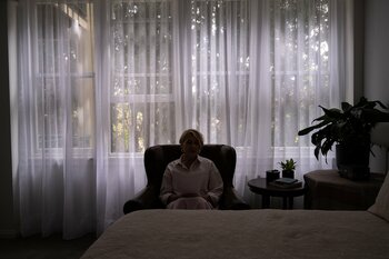 写真家・藤岡亜弥が新シリーズ《Forget Me Not》を発表。アートセンターBUGにて2026年10月14日より個展開催。
