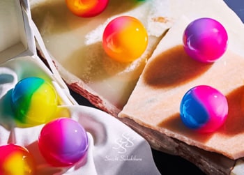 SNSマーケ11年目のEMOLVAが映えに特化したブランド「Seiichi Sakakibara」始動　第一弾は球体チーズケーキ『Orbe』