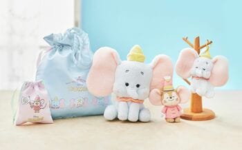 【写真62枚】ディズニーの「ダンボ」グッズが新登場！ほんわか愛らしい表情のぬいぐるみやバッグも