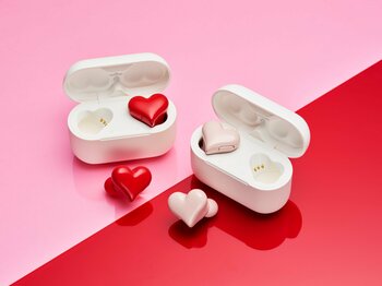 ハート型の愛らしいフォルムはそのままに、Hybrid ANCや低音重視モードを搭載したワイヤレスイヤホン「HeartBuds Pro」を12月12日から順次発売