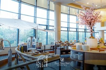 桜・グランピングブッフェがパワーアップ！北欧のアウトドアブランド「ノルディスク」と初のコラボ＆「4種のカレーメニュー」が新登場