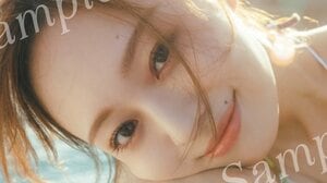 乃木坂46梅澤美波 水着カット解禁「メロつき不可避」な視線にドキッ！2nd写真集『透明な覚悟』特典ポストカード