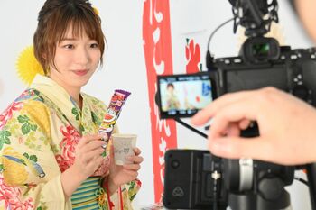 阿部華也子のYouTube撮影に密着！「恥ずかしい♡」という浴衣姿で意外な一面披露