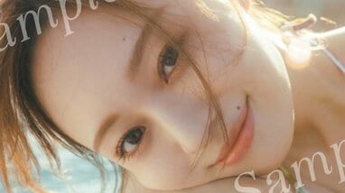 乃木坂46梅澤美波 水着カット解禁「メロつき不可避」な視線にドキッ
