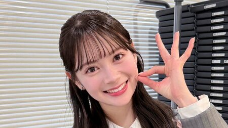 “万バズ”話題のAKB48新センター伊藤百花 ダンス動画に「女神様レベル」「一生眺めてられる」とファン歓喜！制服衣装で新曲『名残り桜』披露