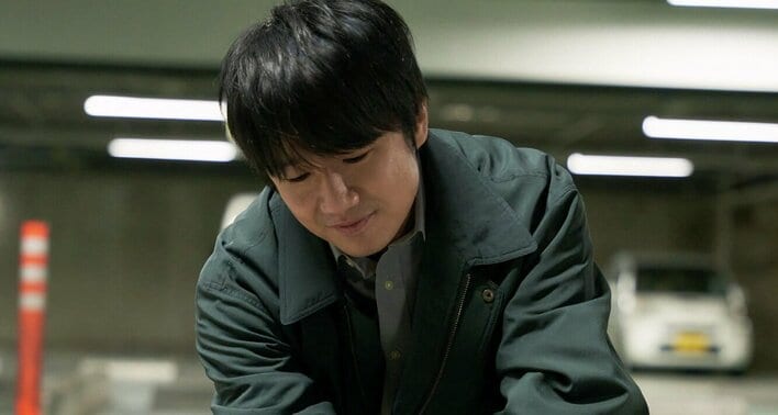 【実際の投稿】チワワをなでる佐藤大樹、本郷奏多、風間俊介、濱田マリのオフショットを見る