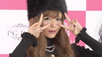 益若つばさ15年ぶりのギャルメイク「ギャルって最高！」