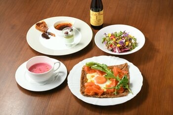 隠れ家フレンチで「ガレット」。『LORE』が新メニュー「ガレットランチ」の販売を開始！