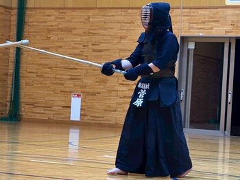 【新潟医療福祉大学】北信越学生剣道新人大会で菅原陽菜が個人3位！団体も3位入賞！来季のインカレ見据える