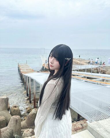 かわいすぎる」と話題の人気インフルエンサー・むめい 淡路島での透明