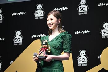 白石麻衣 乃木坂46卒業後“初”となる賞を受賞！「これからは1人の女性として…」