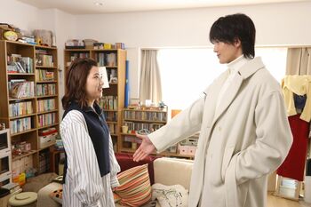 売れない小説家・綾子（福田麻貴）×幽霊・山田（八木勇征）が婚活バディに！？＜『婚活1000本ノック』第1話完全版＞