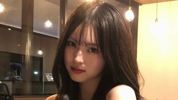 「イケメンそう」“今日好き” 村谷はるな 父との2ショット公開！20歳の誕生日を家族に祝福されるレースドレス姿に「大人っぽすぎる」