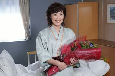 競争の番人』寺島しのぶ、小日向文世がクランクアップ！ | めざまし