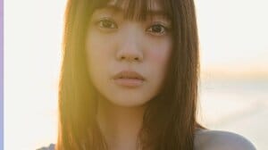 宮田愛萌 美ボディ輝く キッズサイズTシャツの着こなしも限定表紙解禁 1st写真集『Lilas』デジタル版が同時発売決定！