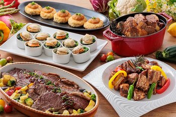 神戸のホテルで“サーロインステーキ”や“骨付きスペアリブ”などが3,800円で90分間食べ放題！　歴代人気メニューからシェフの自信作ベスト5が集結する「BEST OF TORIKO」を4月1日から販売