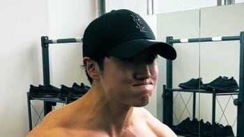 「スーパーサイヤ人」コロチキ西野が24歳→33歳の肉体変化を公開 現在の“バキバキボディー”に「進化がすごすぎ！」と絶賛