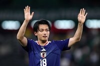 サッカー上田綺世 ゴールバー越えの“空飛ぶ驚異的な瞬間”が話題！「バケモン」「意味分からん」とネット衝撃【FIFAワールドカップ2026】