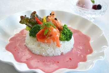 【西熱海ゴルフコース】リニューアルした熱海の絶景コースで春を味わう新メニュー完成