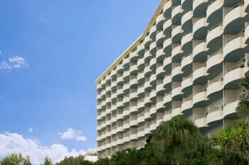 【コートヤード・バイ・マリオット 沖縄リゾート】 2026年6月グランドオープン