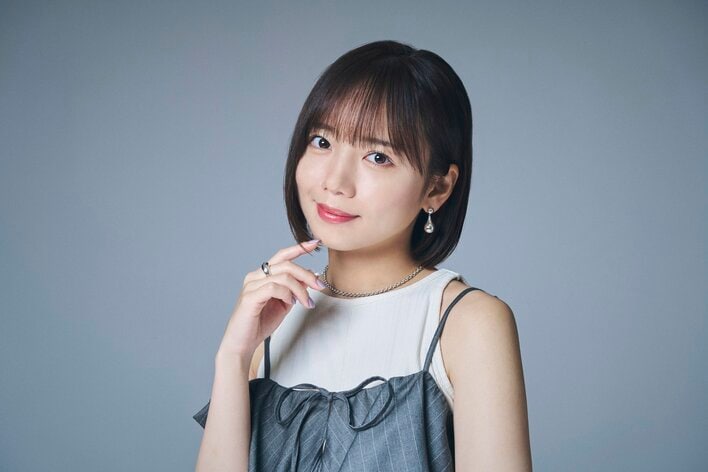 【写真】ダークでミステリアスな表情を見せる齊藤京子の写真を見る