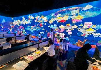 チームラボ、北海道立函館美術館にて「チームラボ 学ぶ！未来の遊園地」を開催。会期は7月25日(土)から9月23日(水・祝)まで