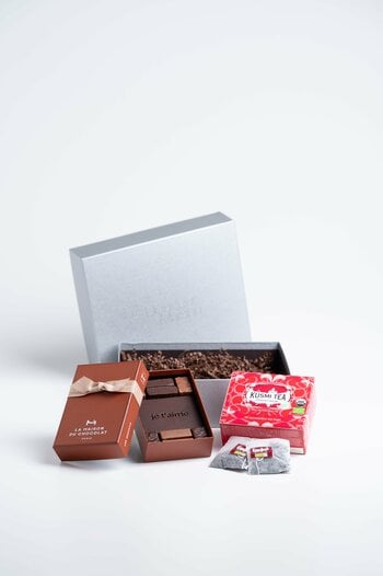 春のギフトを華やかに彩るラ・メゾン・デュ・ショコラのスプリングコレクション【第2弾】　KUSMI TEAとのコラボレーションセットや桜＆チェリーの季節限定アイテムが登場！