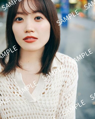 櫻坂46・松田里奈 1st写真集の書店特典12種を一挙解禁！大人な魅力