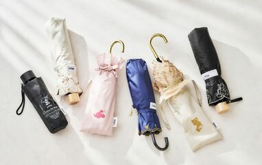 写真74枚】ディズニーキャラクターの折りたたみ傘などが新登場！大人