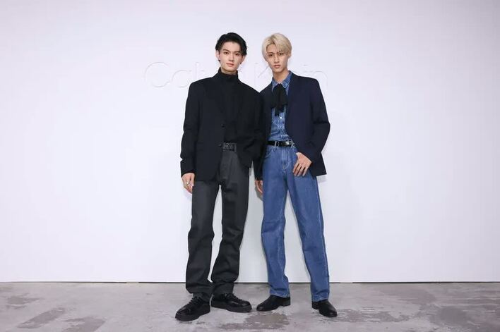 BTS・ジョングク デニムのセットアップを着こなし登場！お気に入り