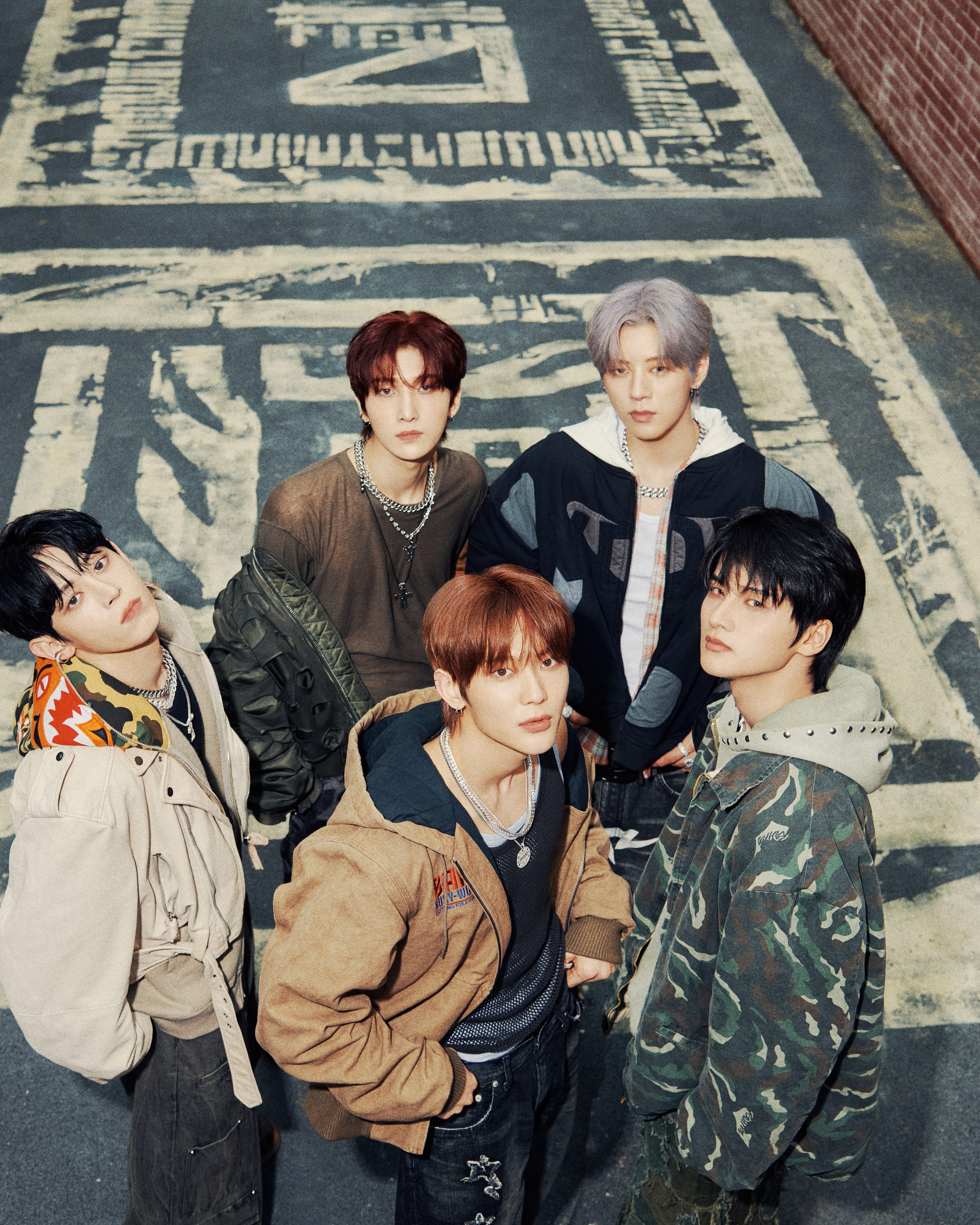 ★非売品◆メンバーサインCD◆NOWZ◆IGNITION◆国内発送 第5世代注目のボーイズグループNOWZが1st Mini Album 『IGNITION』を