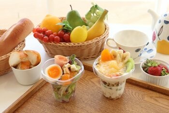 親子でわくわく！朝パフェづくり
