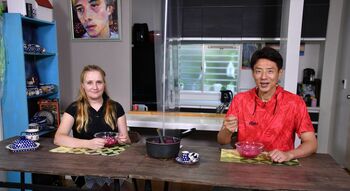 松岡修造「うちの父が好きだった」ビーツを使ったポーランド料理にウキウキ！