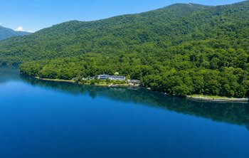 【千歳市民限定・無料】創業111年の丸駒温泉が10月21日に「日帰り温泉無料感謝イベント」開催　翌22日は千歳市空港開港100年、地域への感謝を込めて