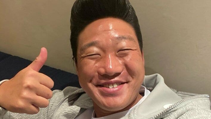 みやぞん 10年以上貫くリーゼント前の切りたてヘアを披露！“ノーセット”のぱっつん姿に「可愛い「サラサラ」リーゼント完成を支える影の立役者も明かす