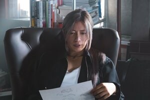 【場面写真追加】浦真鷲（GACKT）はある民事裁判を担当し勝利に導く！一方、縁（志田未来）は殺人事件の裁判を担当し…『ブラックトリック』第1話予告